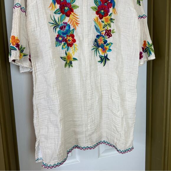 Johnny Was Nandi Flare Sleeve 100% Linen Tunic Dress. In Chantal Gauze. - Picture 5 of 12